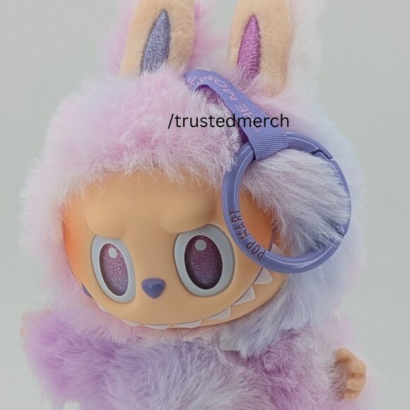 Pop Mart Labubu – Big in Energy “Luck” Plush Doll – Authentic Collectible - Picture 3 of 4